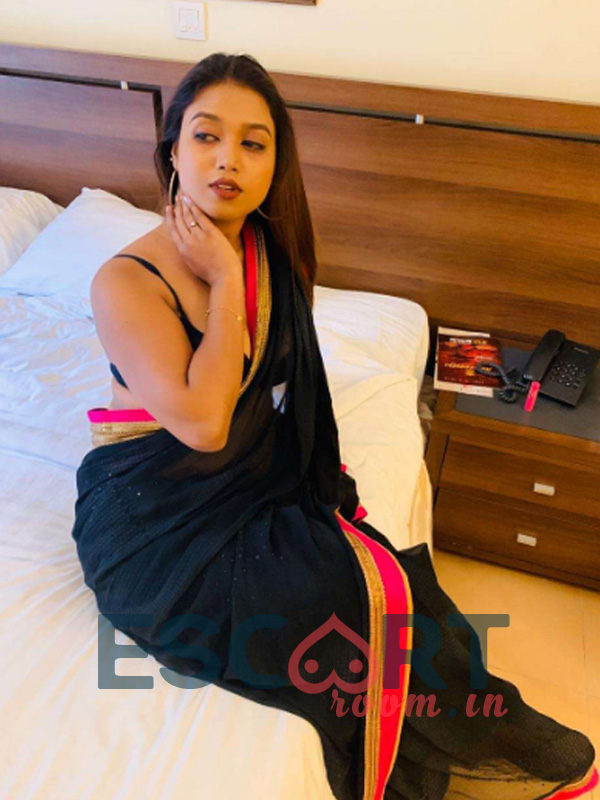 Best Housewife Escorts in Hyderabad