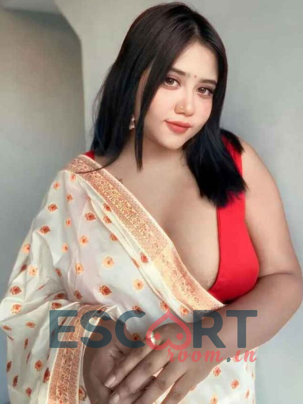 Luxury Housewife escorts Hyderabad 24/7 service